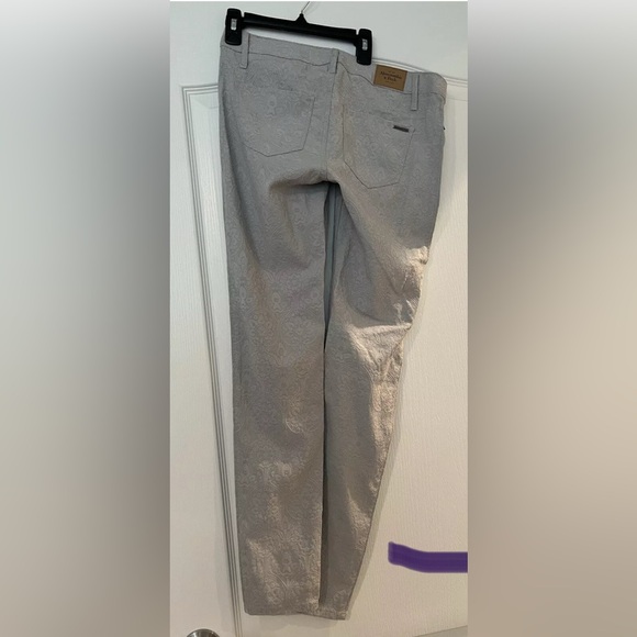 Abercrombie & Fitch Lightweight Textured Skinny Jeans- Waist 27 - Picture 3 of 5